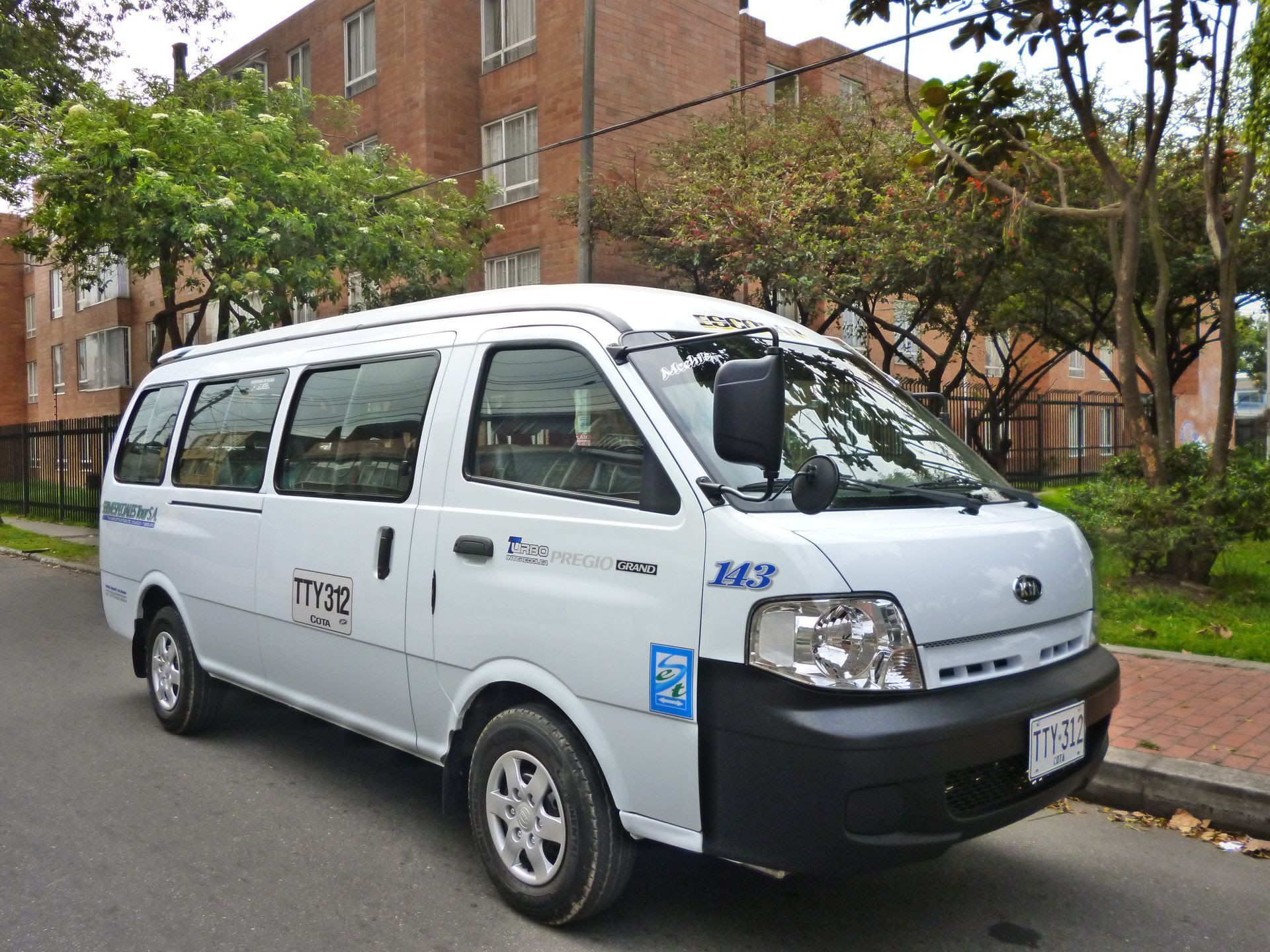 Microbus Serviespeciales