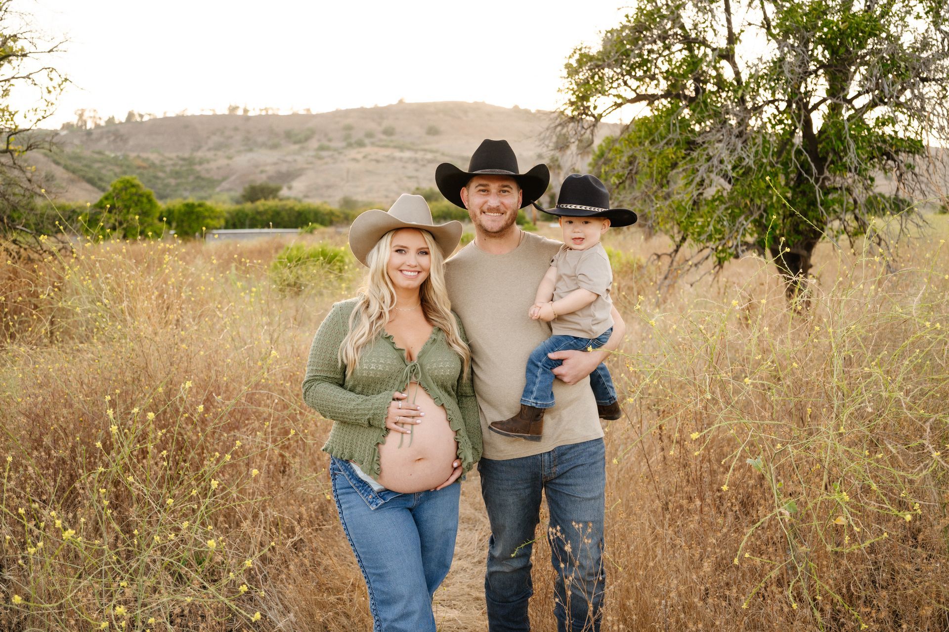 Country Western Styled Maternity Photos