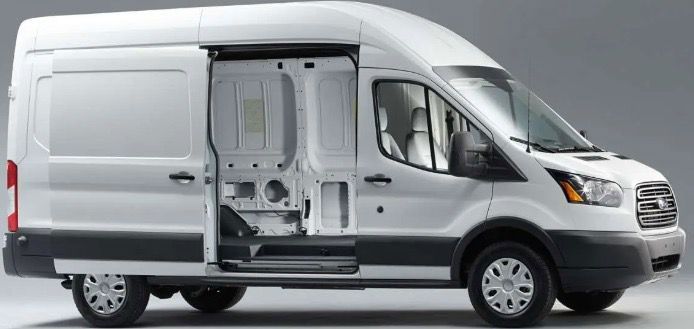 ROMING RENT A CAR- FORD TRANSIT CARGO