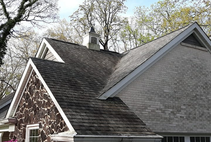 Roof Cleaning Services in Alexandria LA