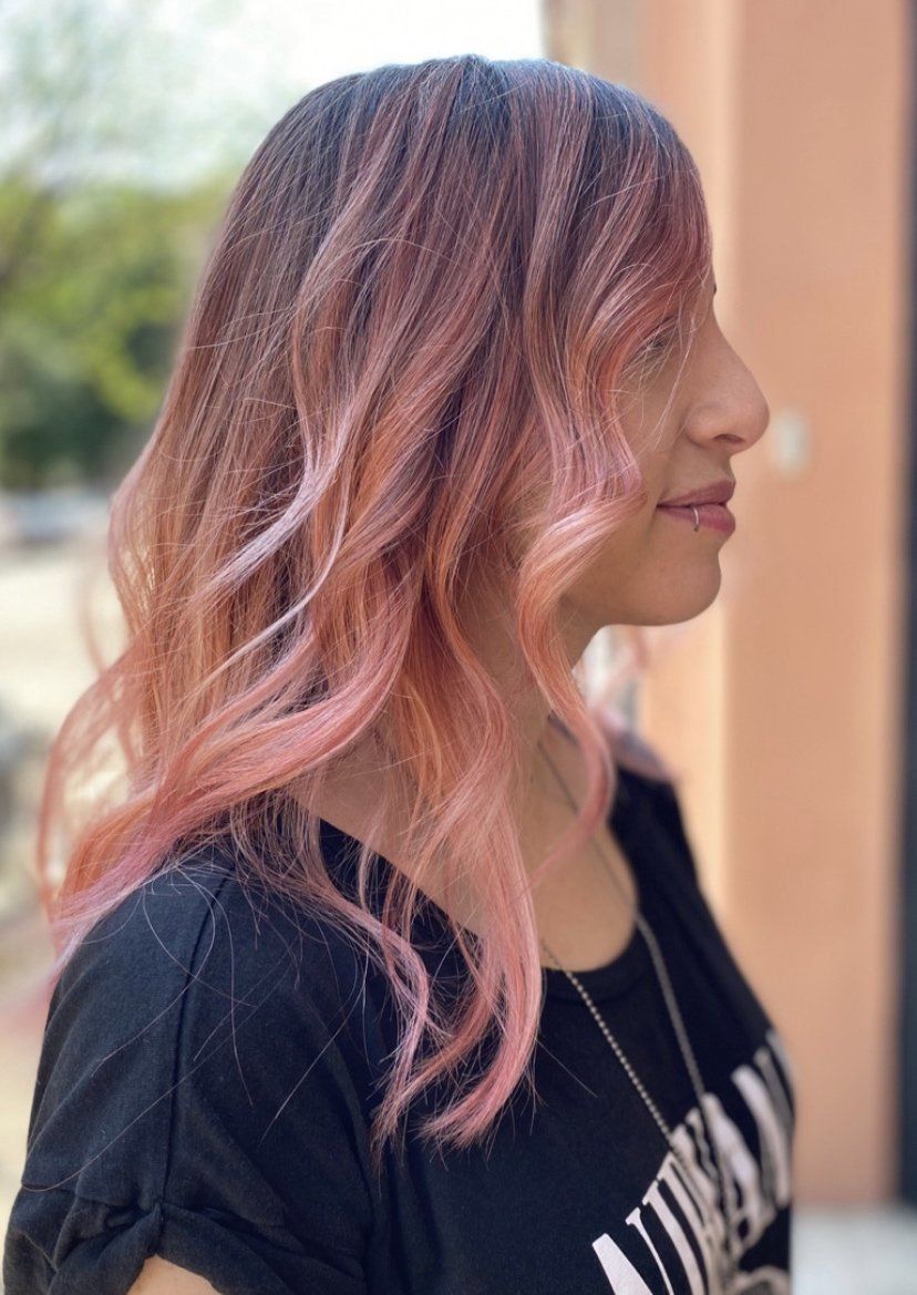 capelli mossi color pesca