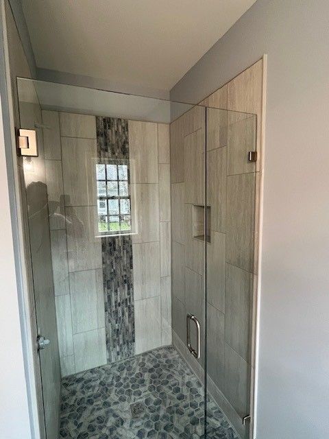 Side View Of Shower Door — Leland, NC — Leland Glass & Mirror