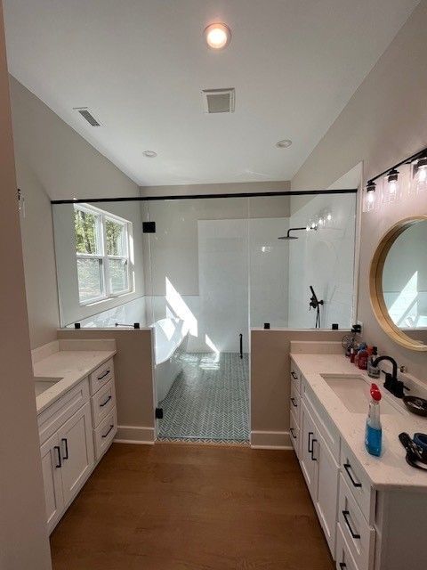 White Bathroom Glass — Leland, NC — Leland Glass & Mirror
