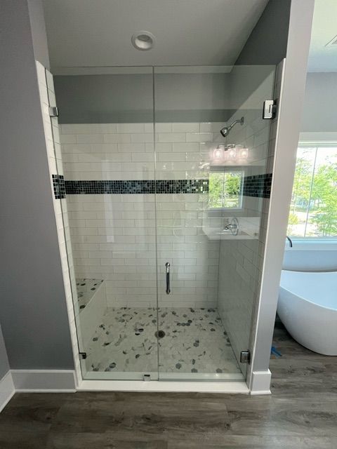 Front Shower Room — Leland, NC — Leland Glass & Mirror