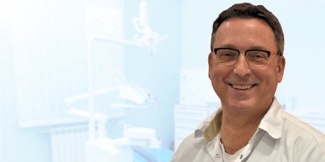 Dr. Max Mustermann, Zahnarzt in Musterstadt