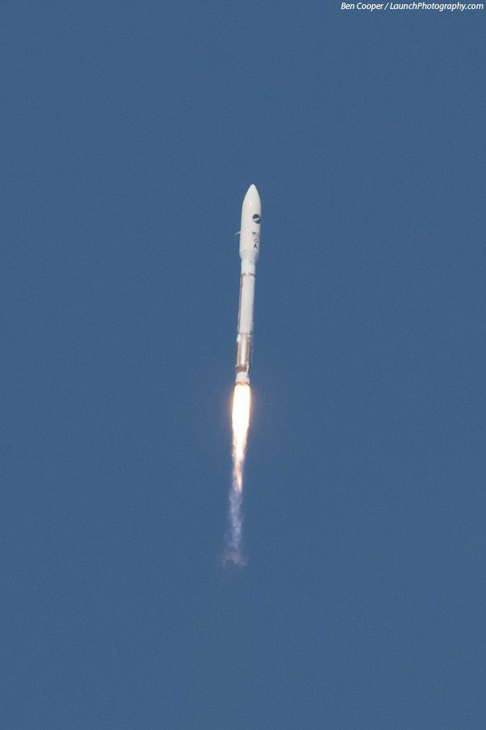 Atlas V launches X-37B OTV-3 photos