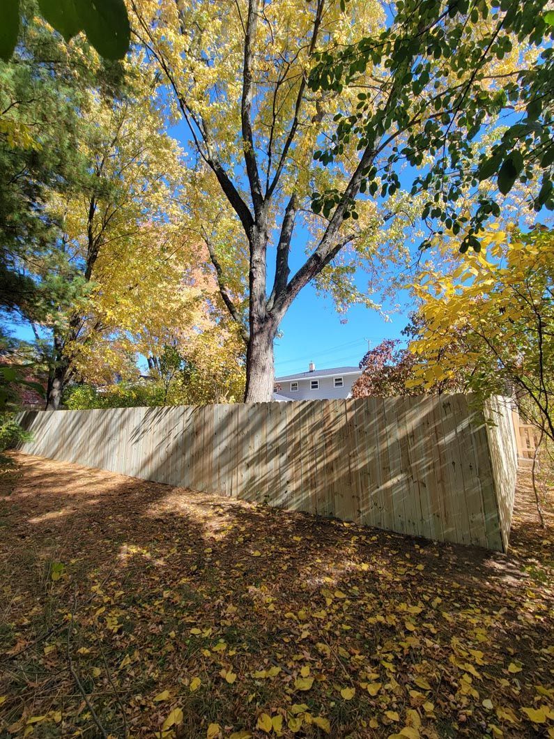 A wood privacy fence in Troy, MI by Elite Wood Fencing