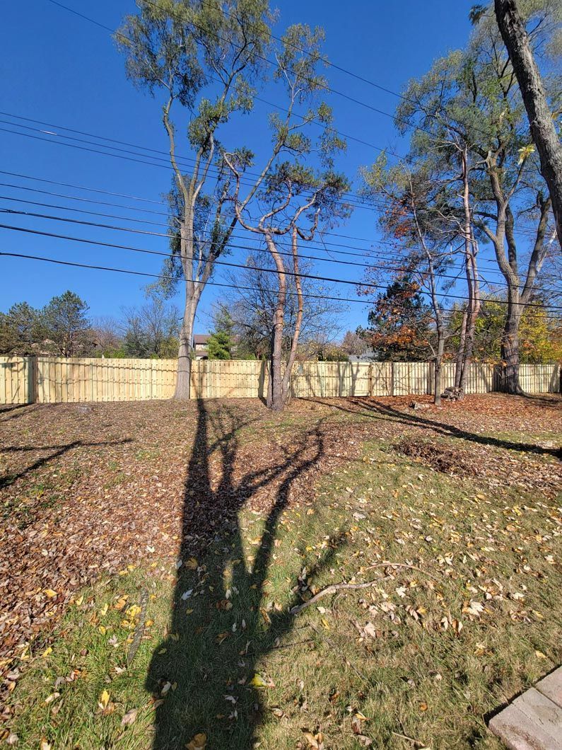 A wood privacy fence in Troy, MI by Elite Wood Fencing