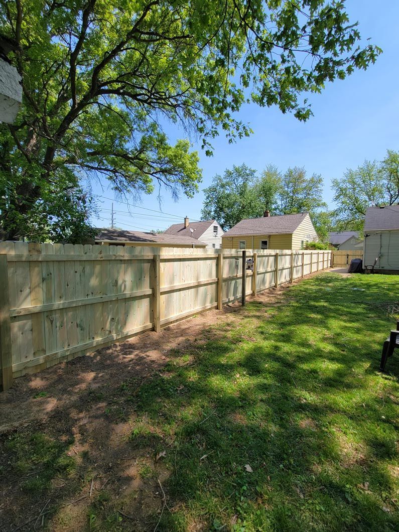 A wood privacy fence in Troy, MI by Elite Wood Fencing