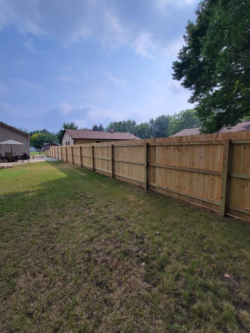 A wood privacy fence in Troy, MI by Elite Wood Fencing