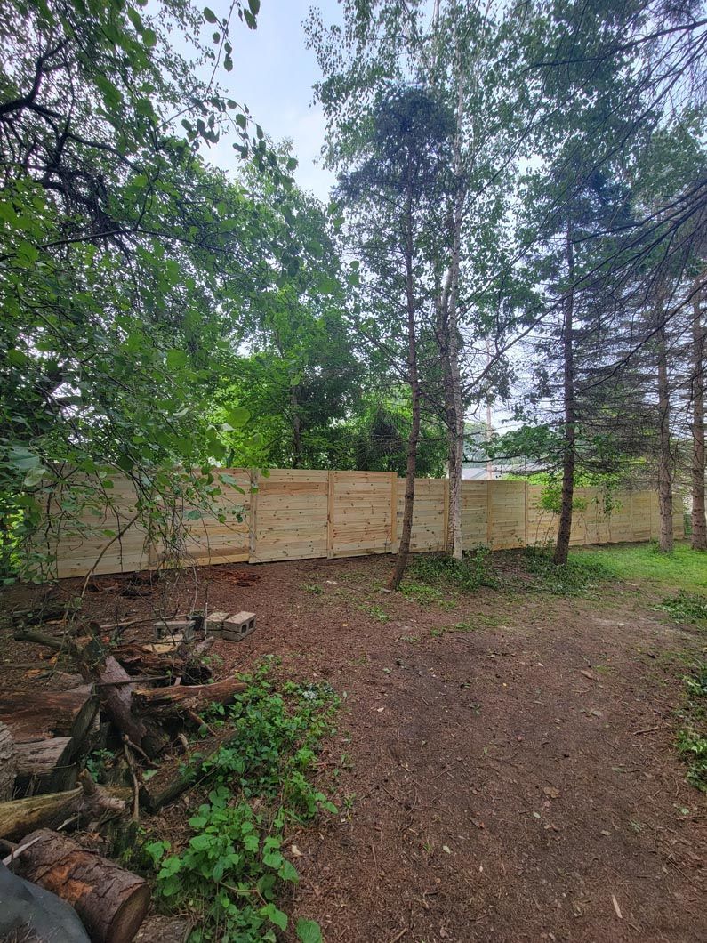 A wood privacy wall in Troy, MI by Elite Wood Fencing