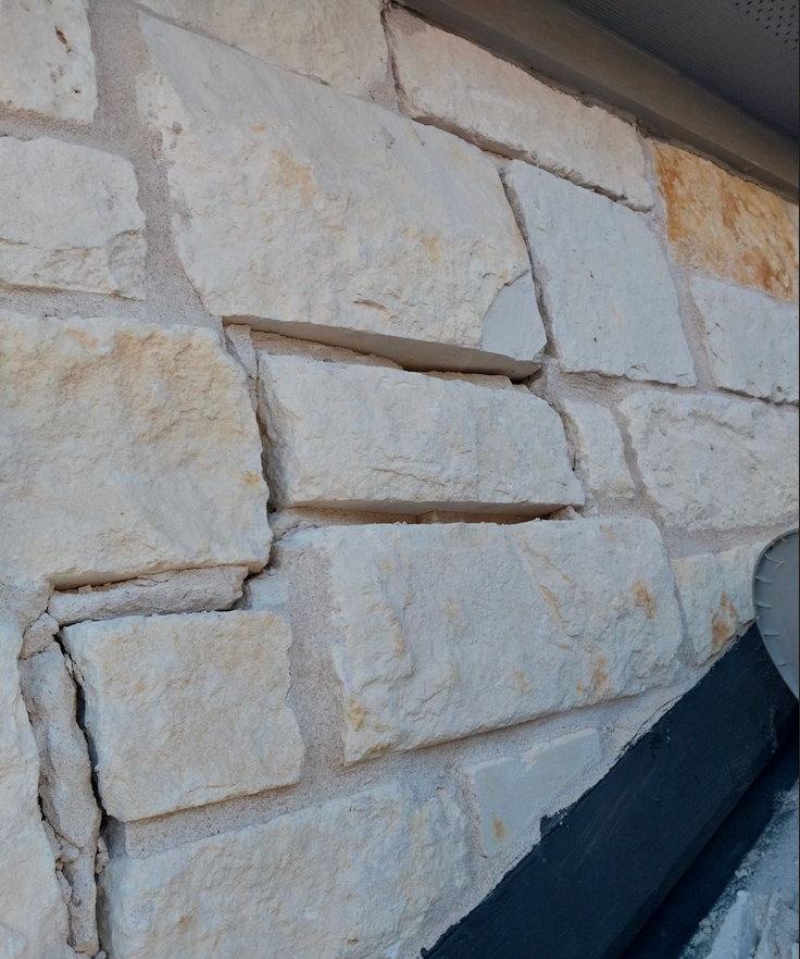 instant-roofing-seamless-gutter installation-&-repair 