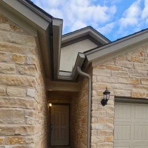 instant-roofing-seamless-gutter installation-&-repair 