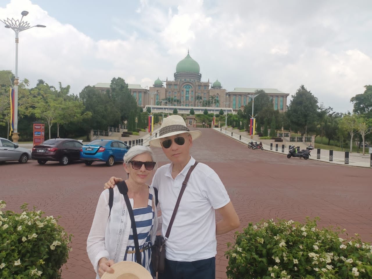 Malaysia Tours 
KL Tour
Kuala Lumpur City Tour
Kuala Lumpur 