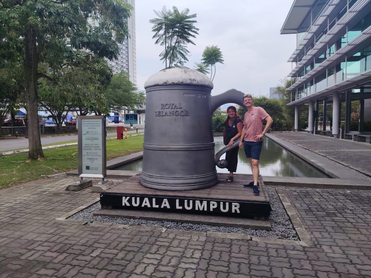 Malaysia Tours
KL Tour
Kuala Lumpur City Tour
Kuala Lumpur