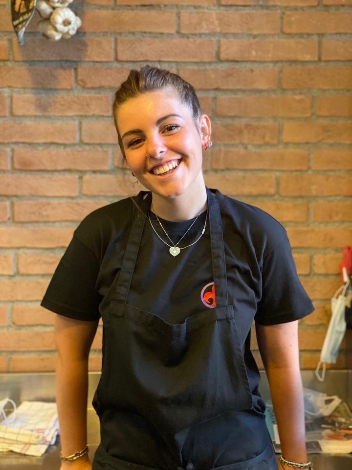 cameriera del ristorante tipico toscano