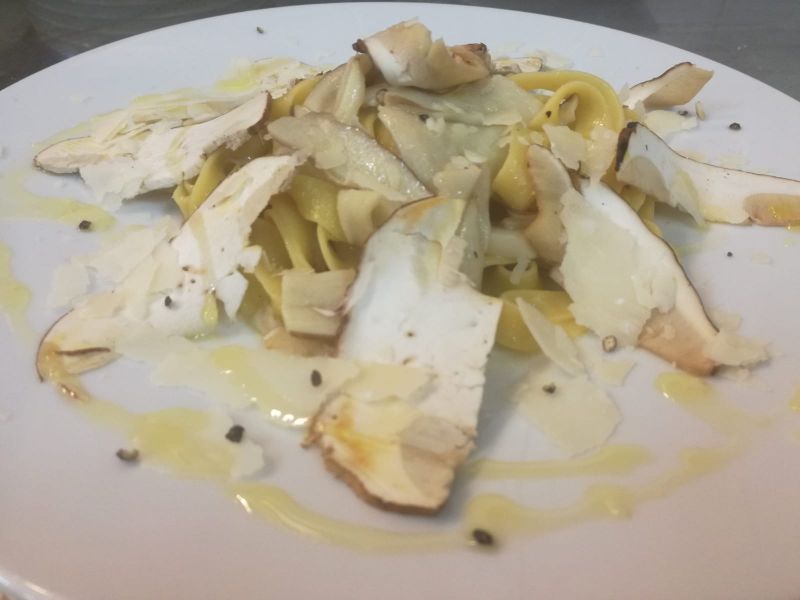 piatto con funghi toscani