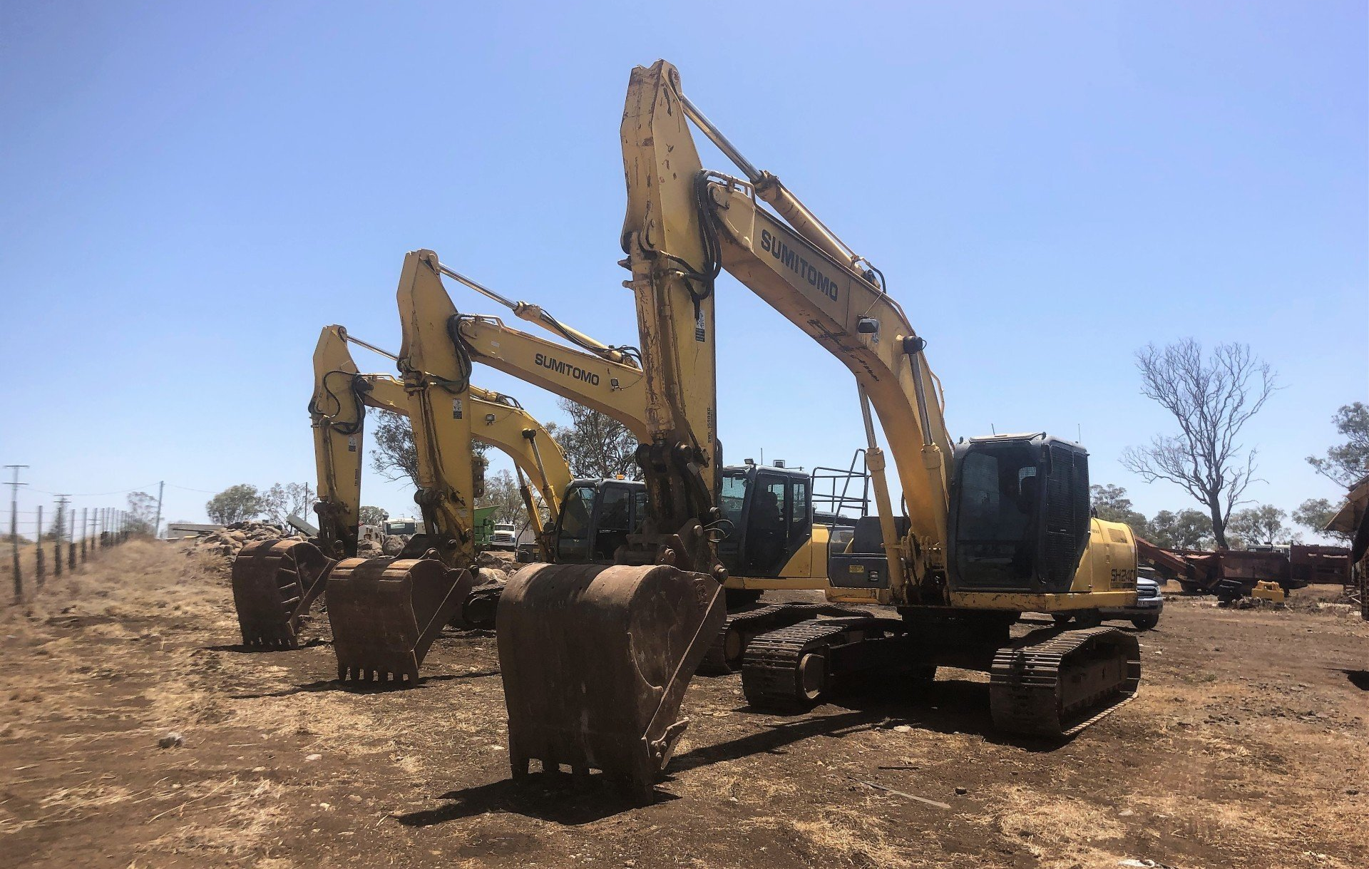 Used Earthmoving Equipments for Sale