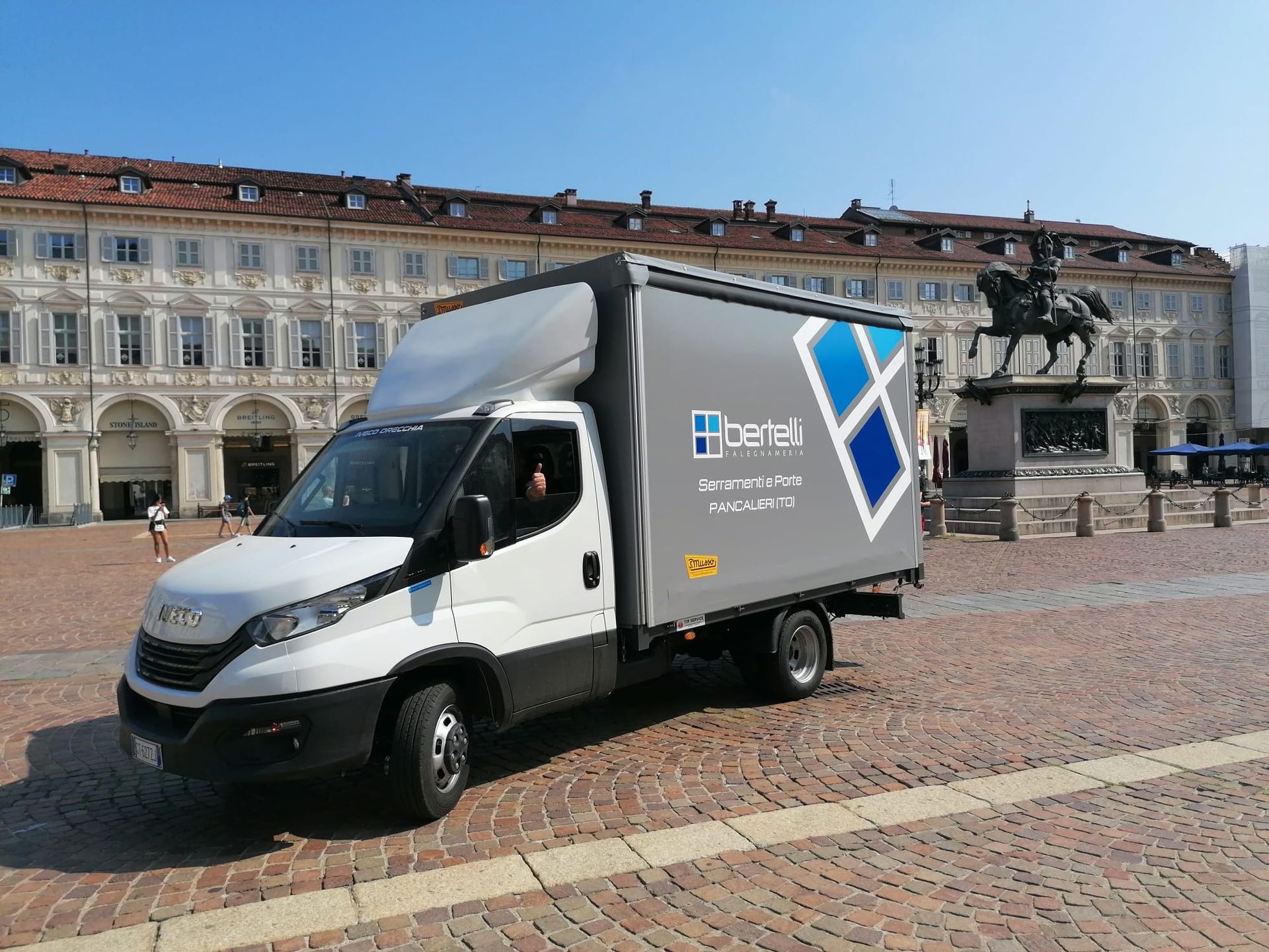 serramenti in legno, installazione serramenti, vendita serramenti serramenti in legno, installazione serramenti, vendita serramenti