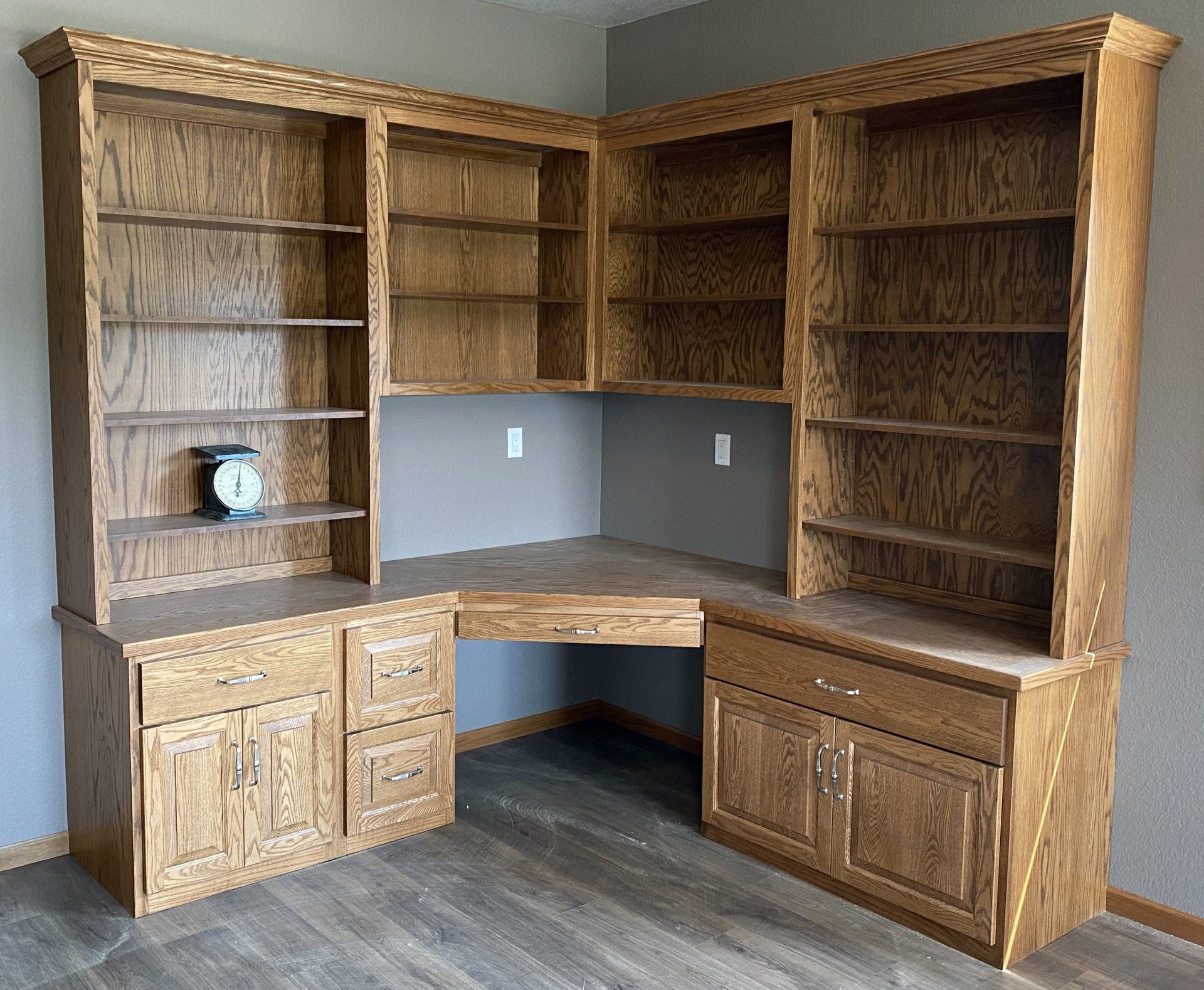 Corner Desk