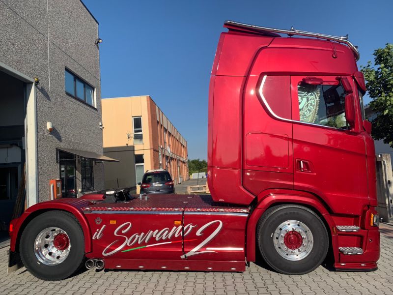 cabina di un autmezzo Scania