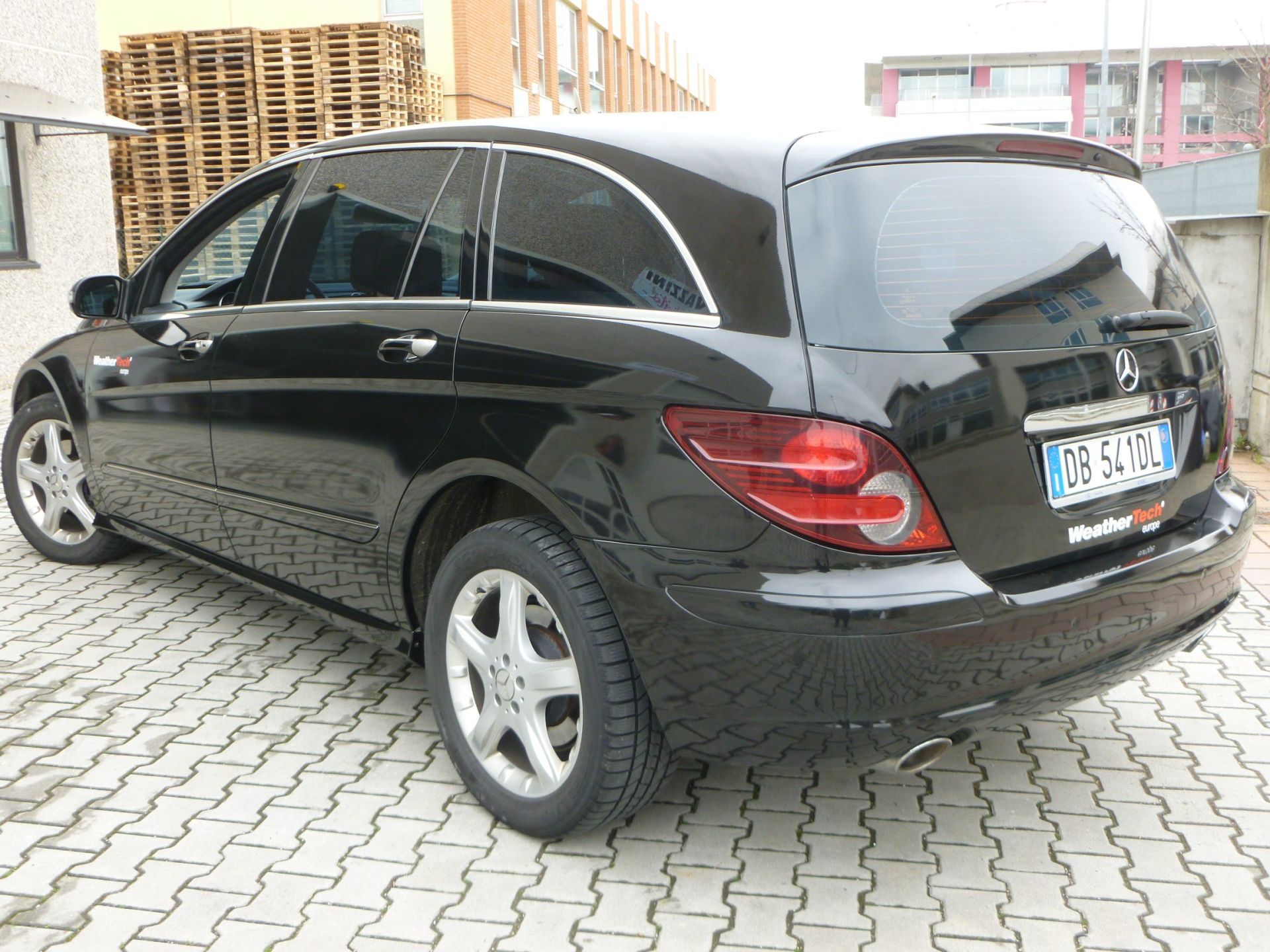 automobile