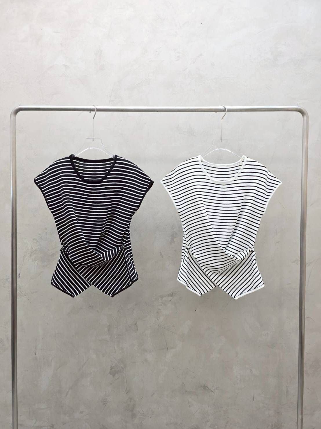 連袖條紋針織上衣