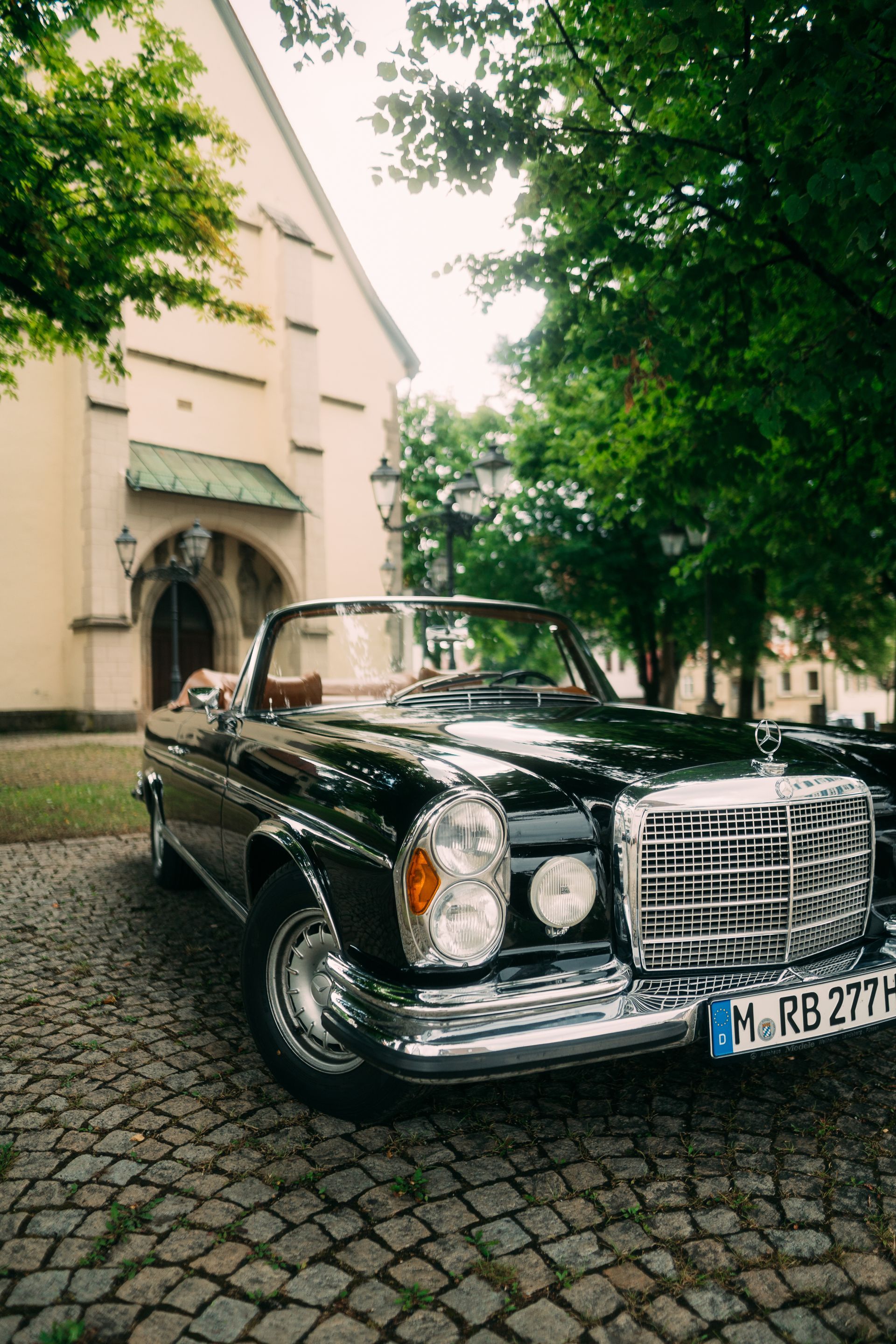 MERCEDES BENZ W111 CABRIOLET 280SE