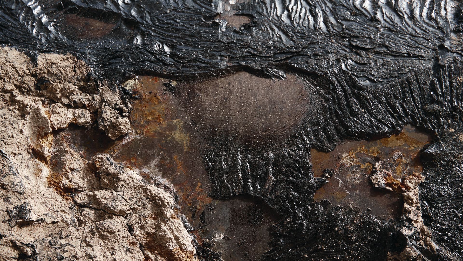 DosFlux™AI-100 Asphaltene Inhibitor, The art fo the polymer egineering in oilfield mastery