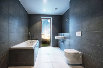 Bathroom With Black Wall - Cambridge Maryland - Austin’s Dream