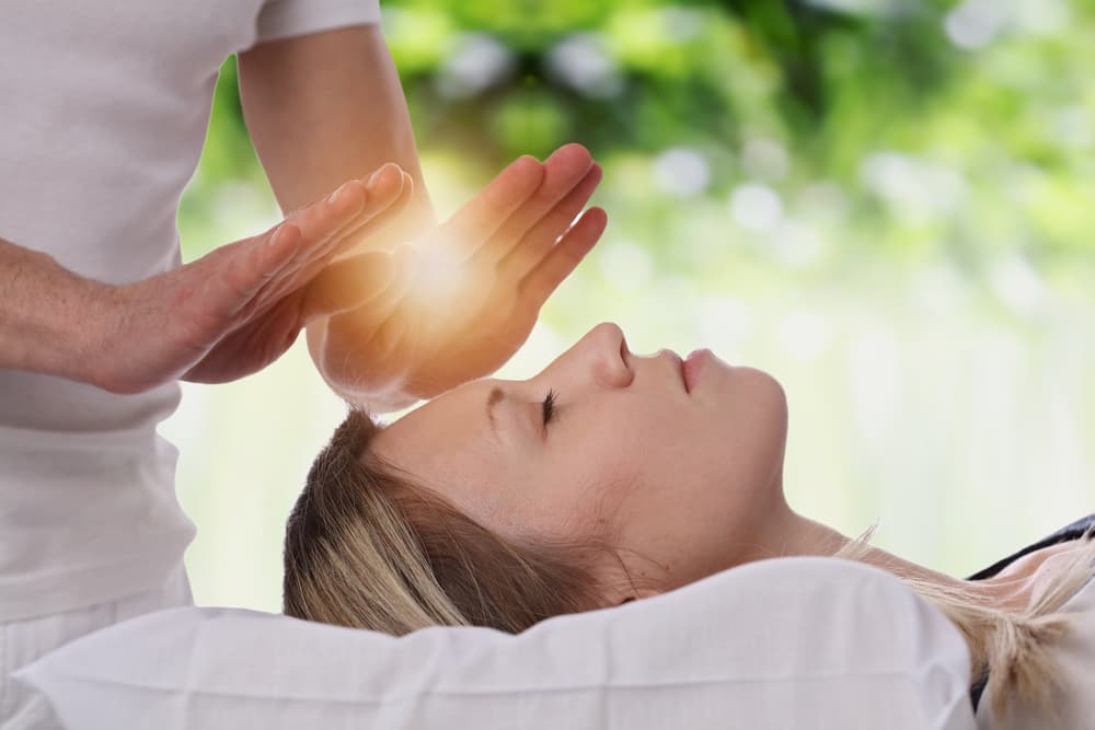 Reiki Healing Treatment - Holistic Skincare In Shell Cove, NSW