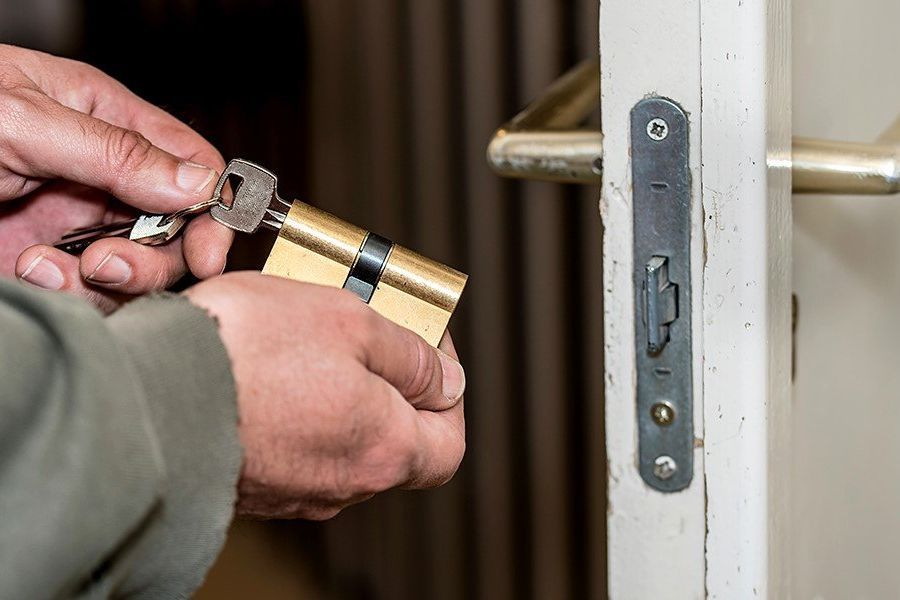 Rekeying Locks