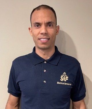 Fausto+Silva+Best+Electrician+in+Boston