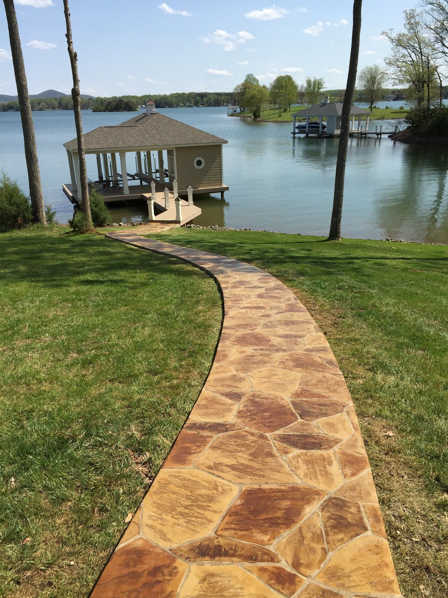 Decorative concrete sidewalk