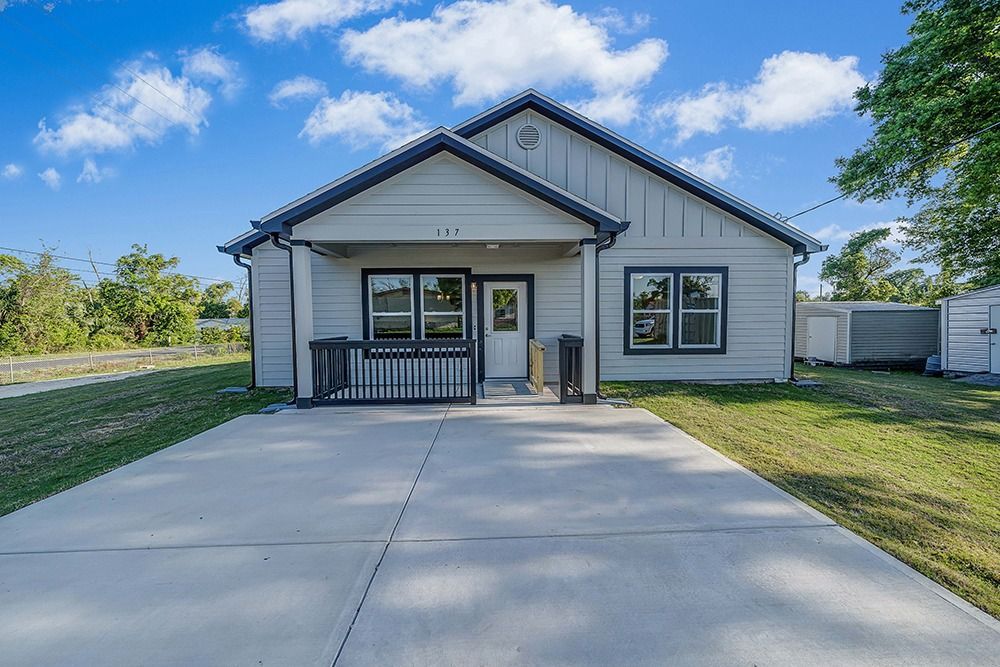 137 Detroit New Home Build | Panama City, FL | Bay City Builders