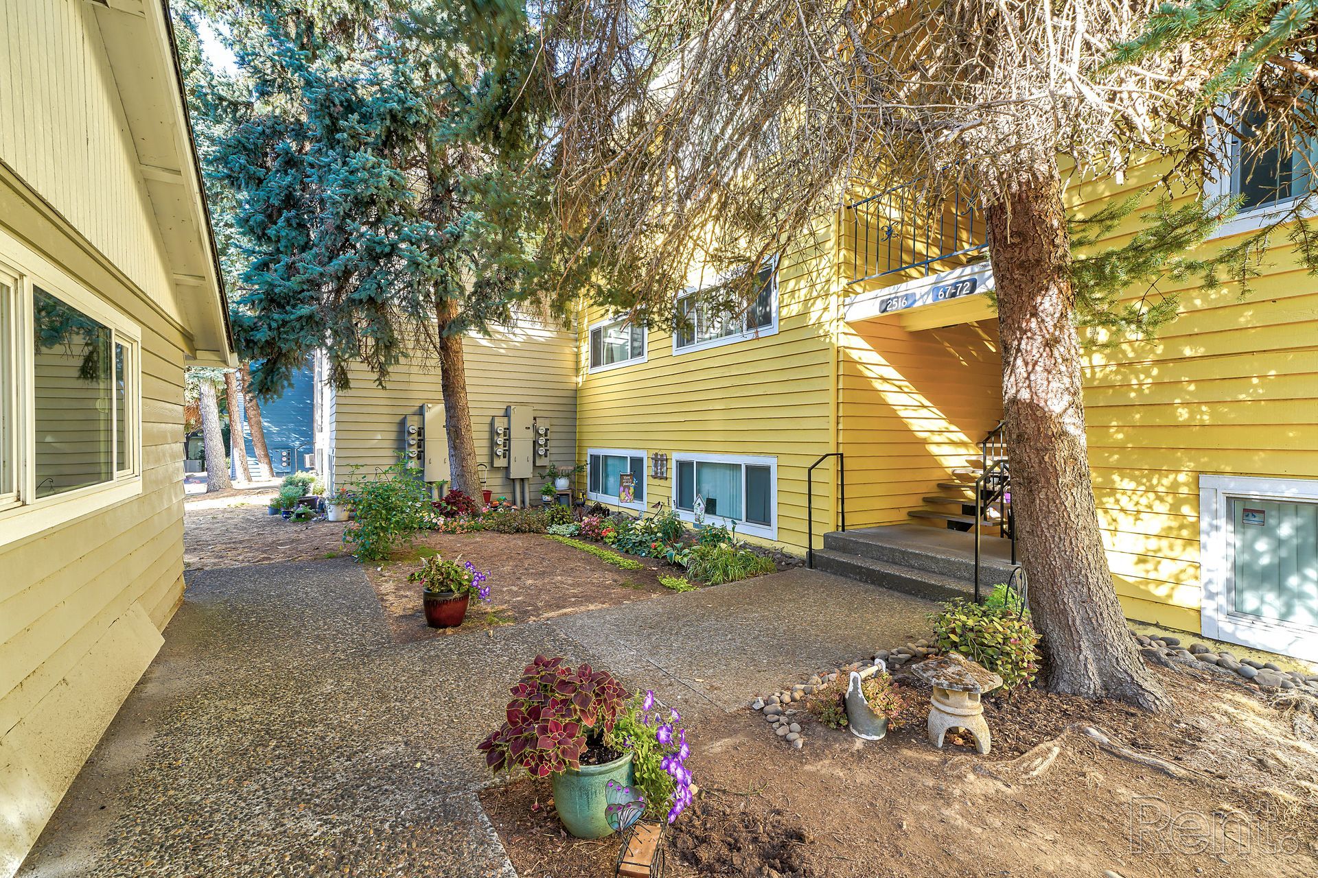 Springcreek Apartments