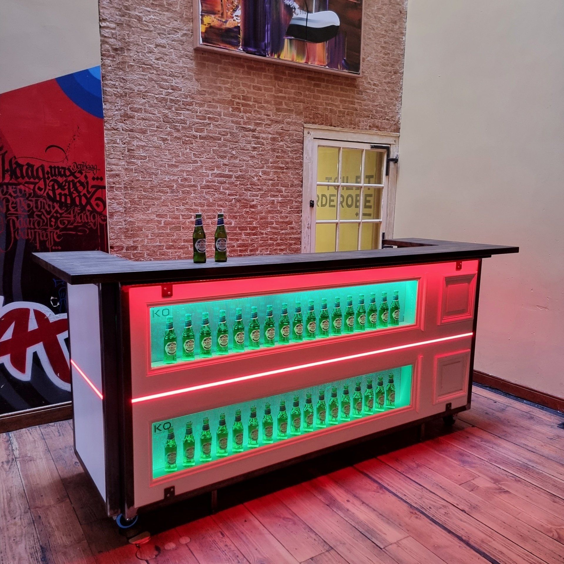 Stalen meubels op maat gemaakt.