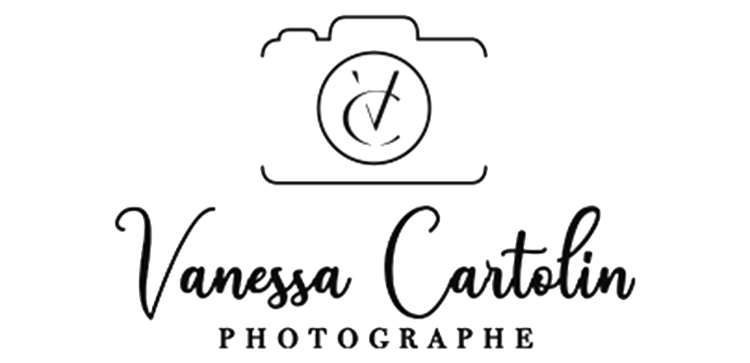 Un logo pour une photographe appelée Vanessa Cartolin