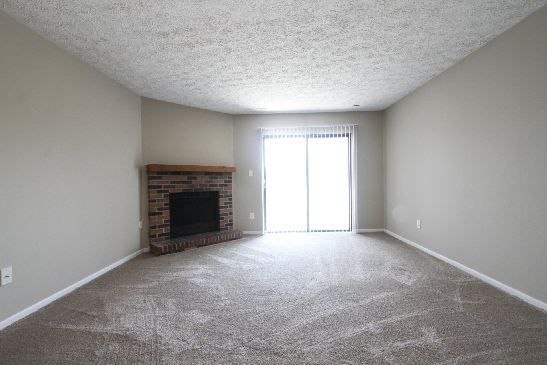 Cross Lakes Apartments in Anderson, Indiana photo gallery