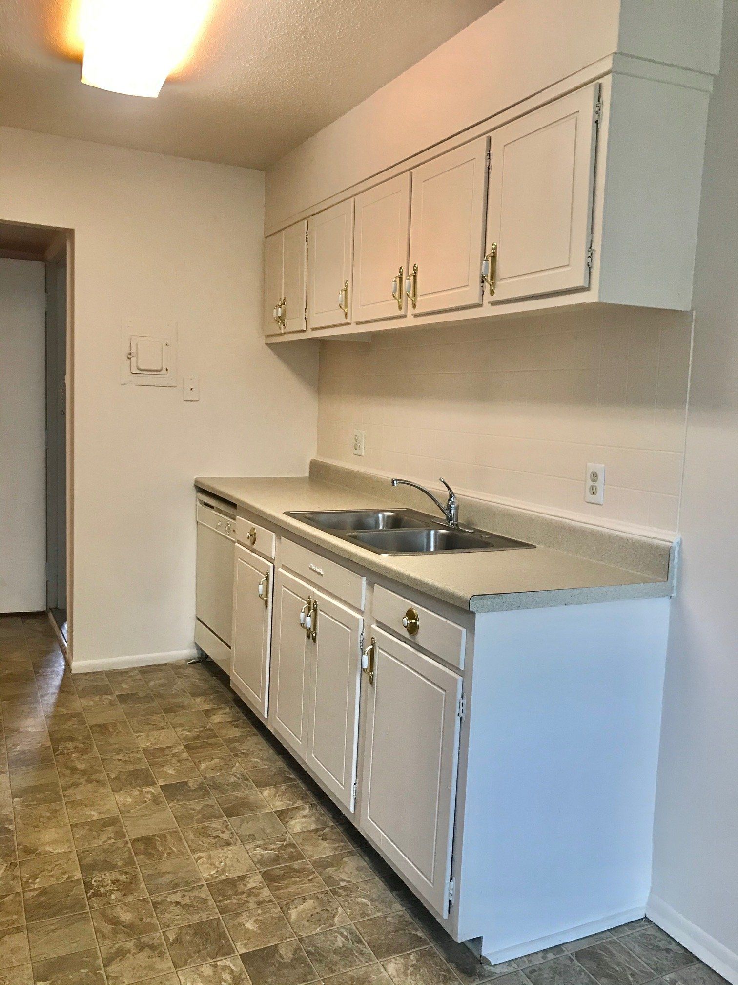 Beech Tree Glen Apartments in Beech Grove, Indiana photo gallery