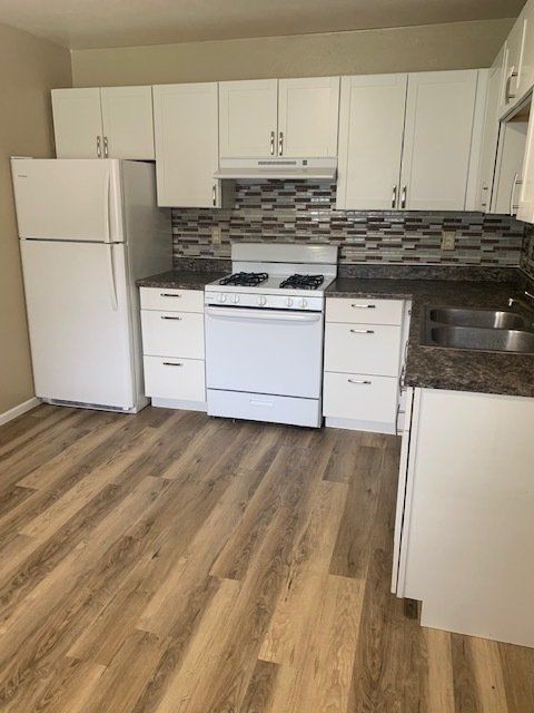 Derbyshire Court Apartments in Lafayette, Indiana photo gallery