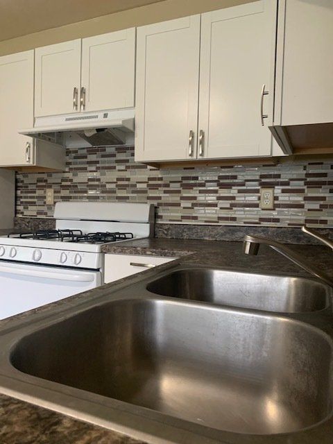 Derbyshire Court Apartments in Lafayette, Indiana photo gallery