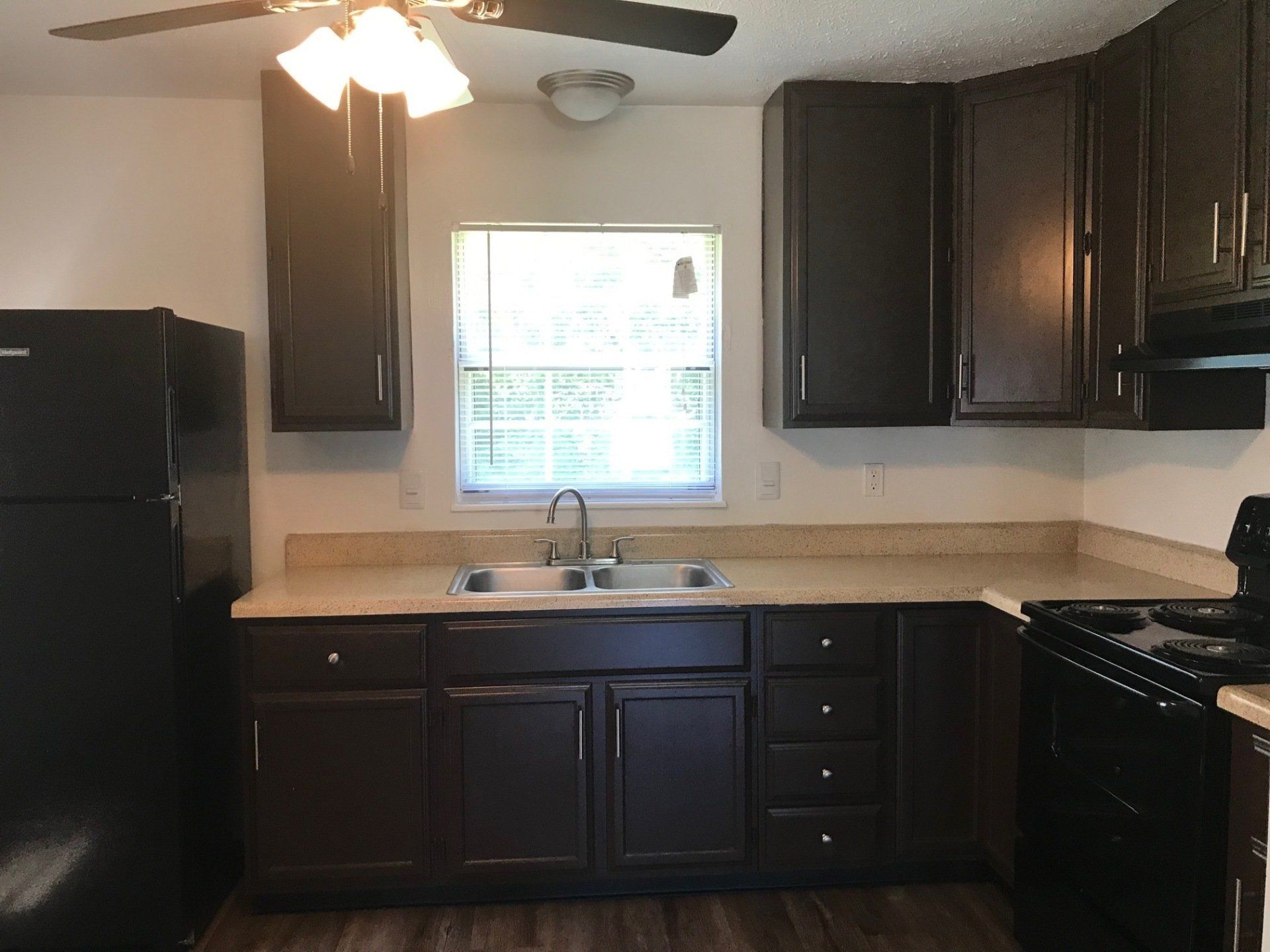 Hillcrest Apartments