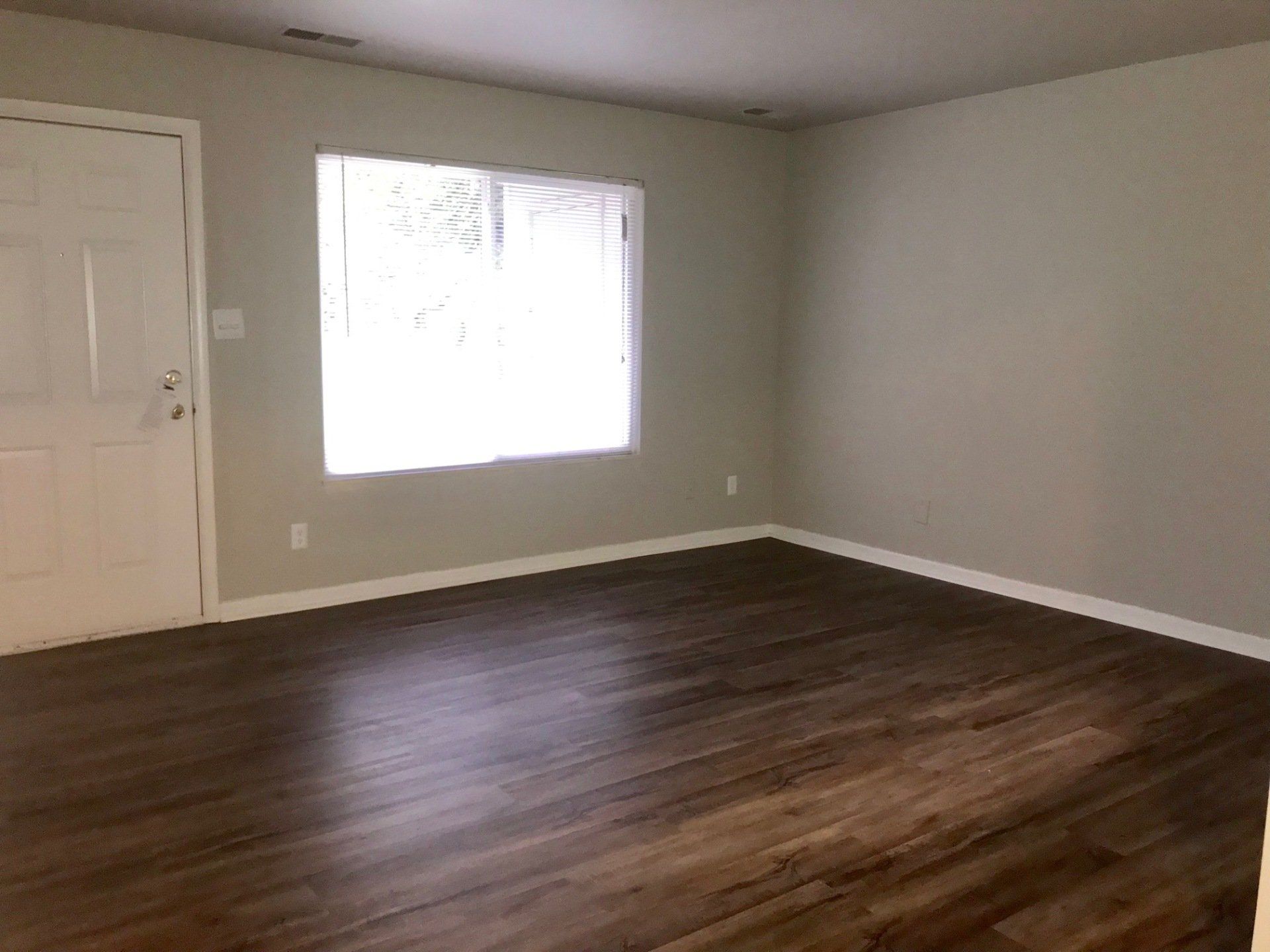 Hillcrest Apartments