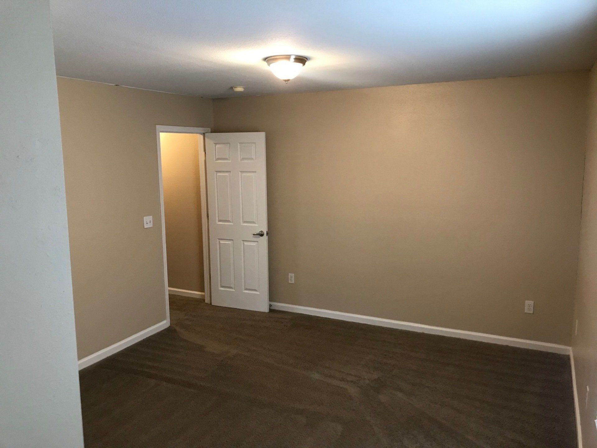 Fox Brook Apartments in Muncie, Indiana photo gallery