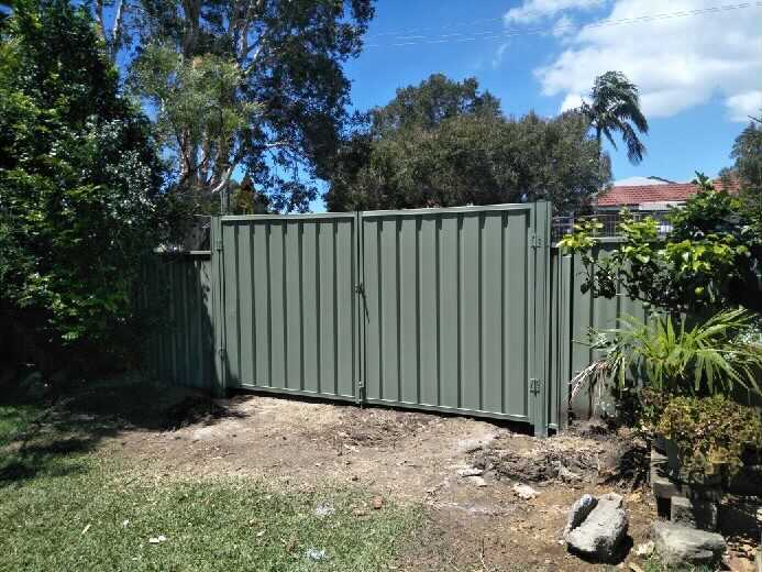 Green Metal Fence - Fencing In Albion Park Rail, NSW