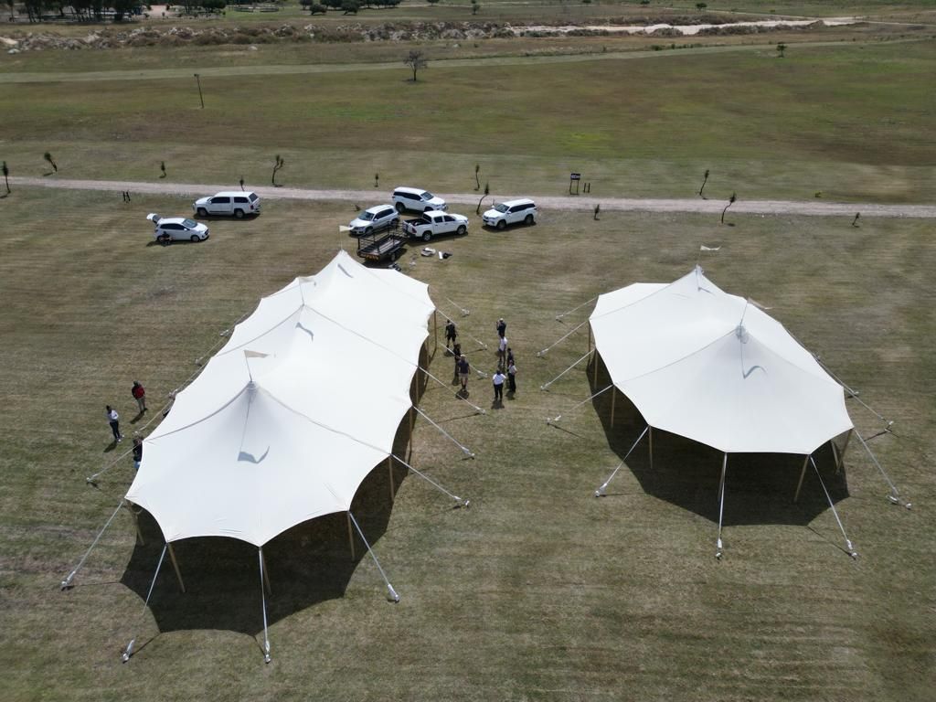 festival-tent-huren