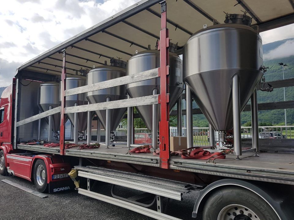 Mezzi per trasporto merci