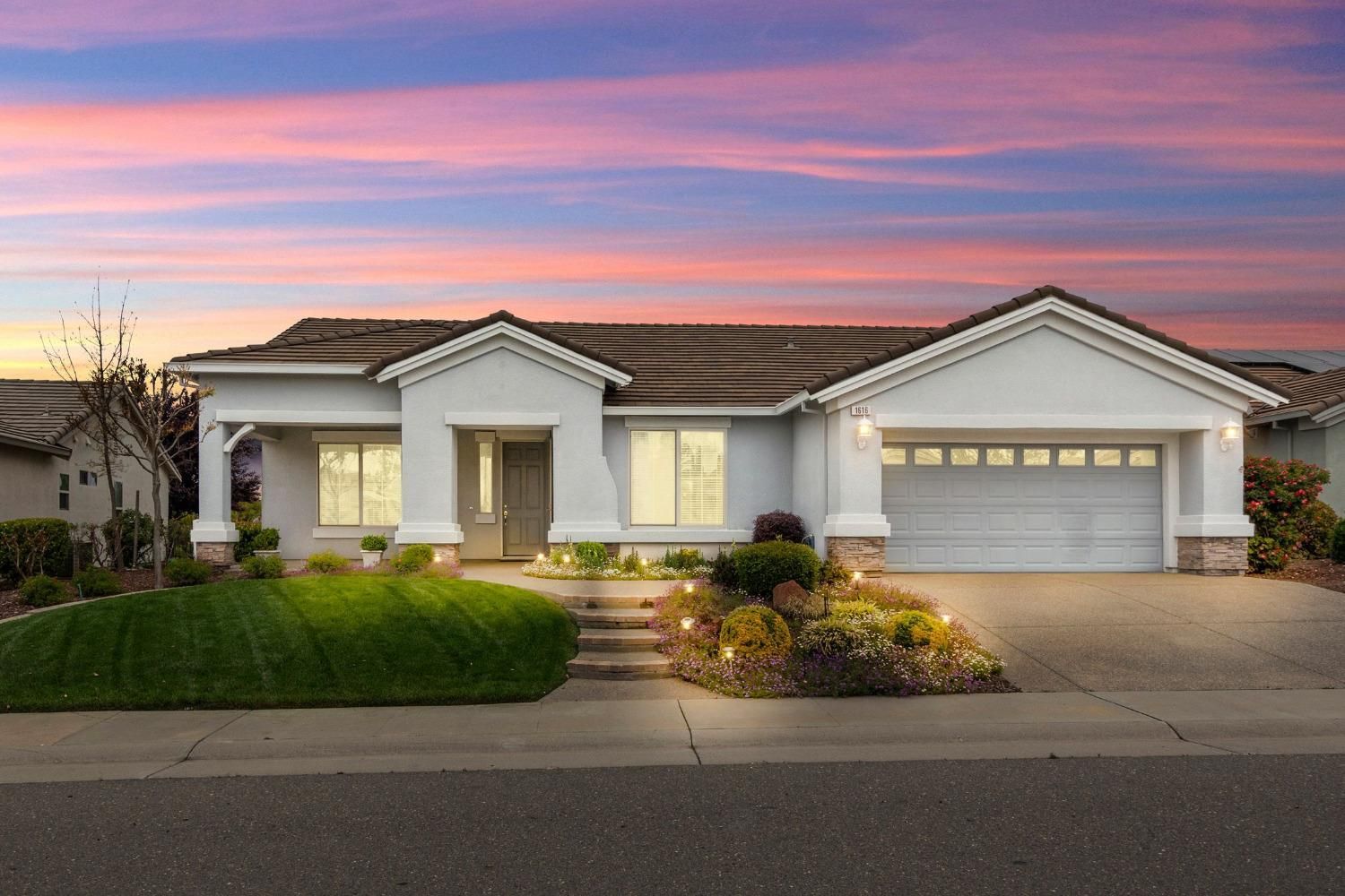 Adrienne Zimmer | Zimmer Real Estate | GUIDE Real Estate