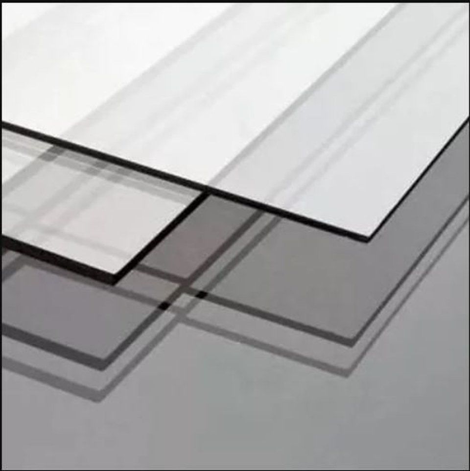 Profili in policarbonato compatto